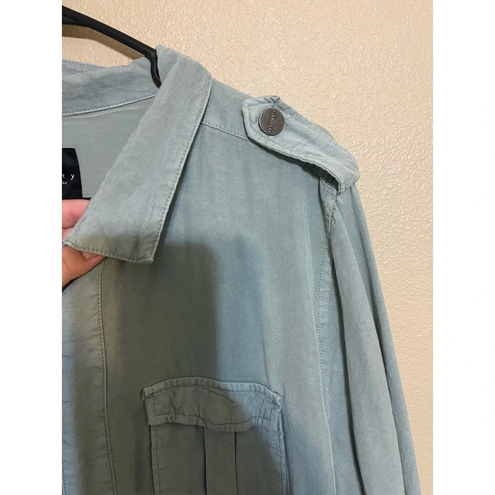 Jacket - Picture 5 of 6